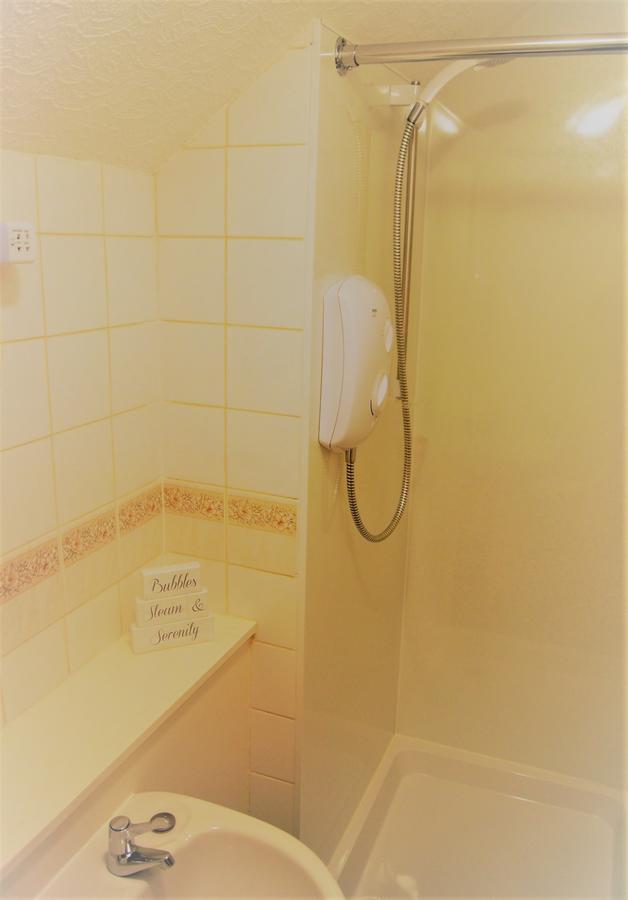 Corner House Hotel Innerleithen Ngoại thất bức ảnh